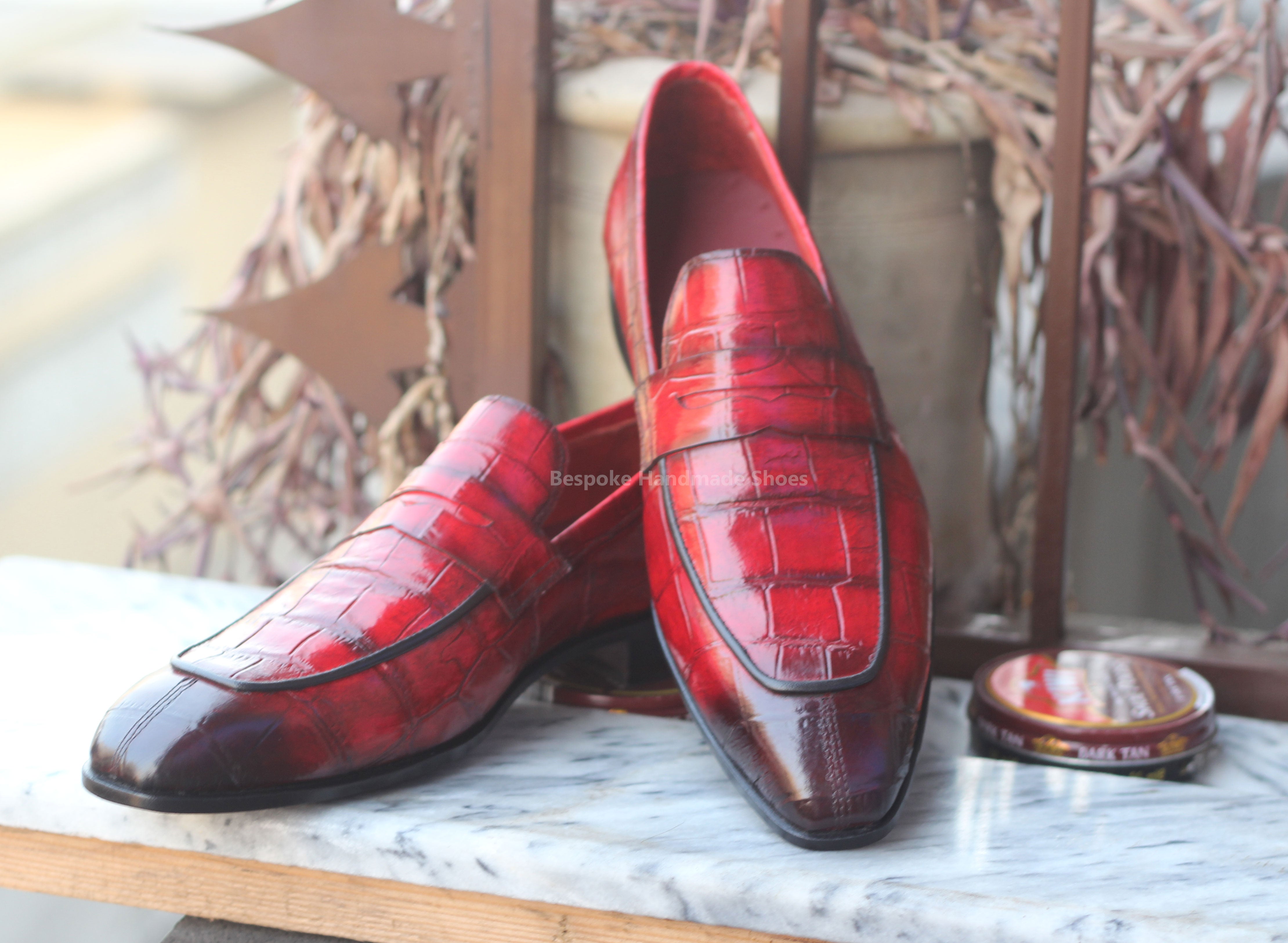Tailor Made Men's Red Alligator Print Leather Black Shaded Toe Slip On Moccasin Loafer Formal Shoes
