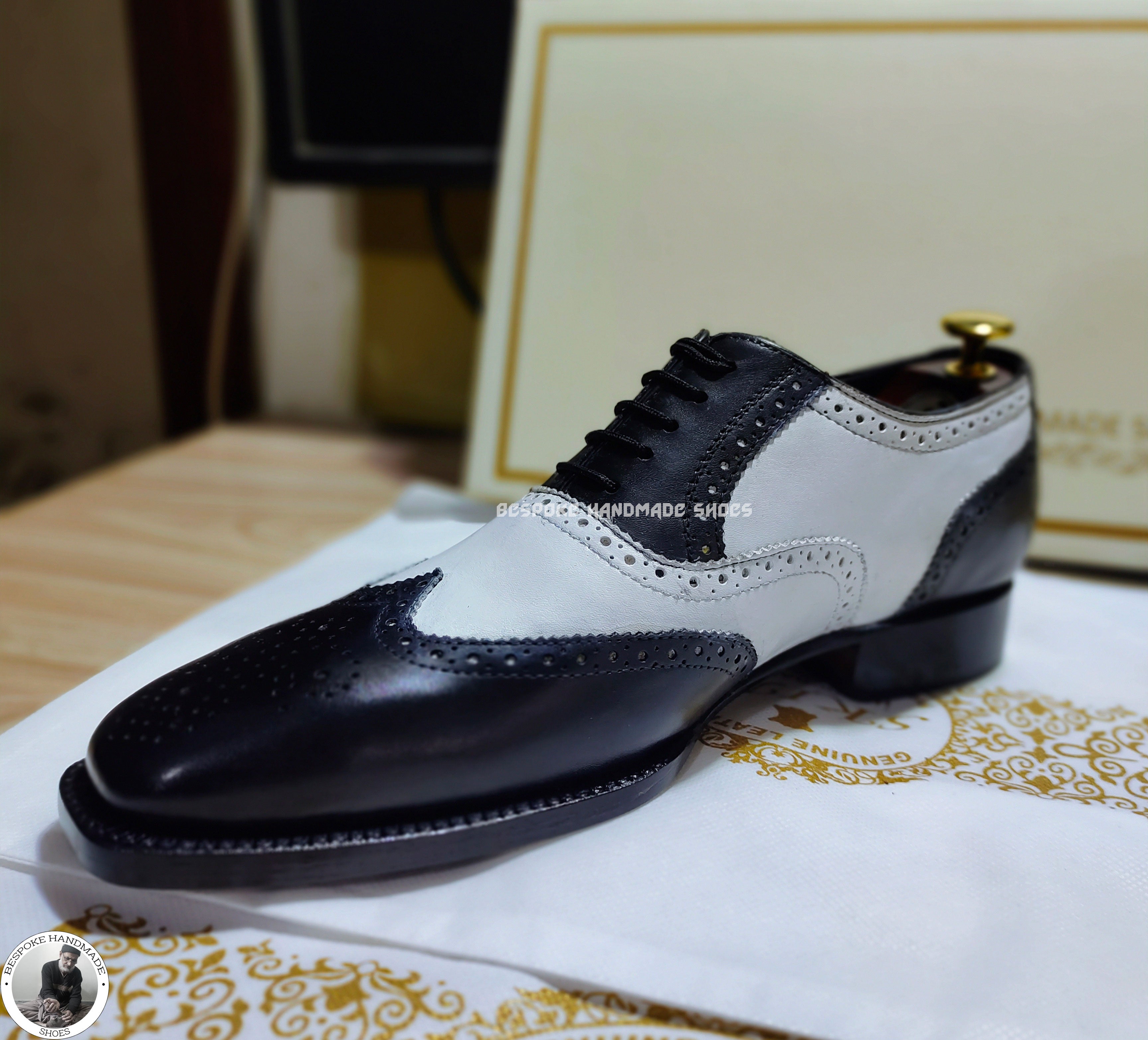 Men's Handmade Leather Shoes, Two Tone Pure White & Black Leather Wingtip Oxford Lace up Dress/Formal Shoe
