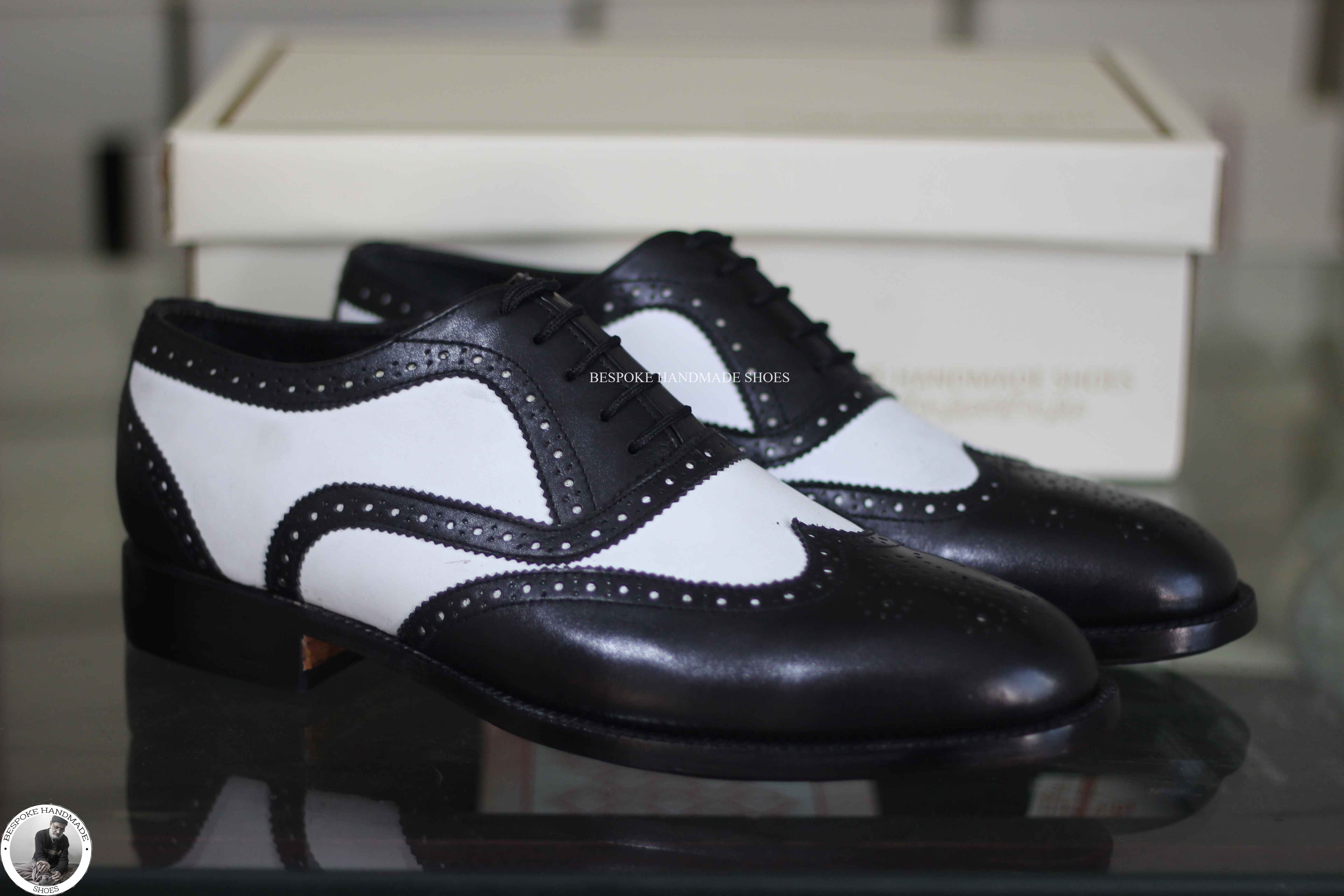 Bespoke Men's Handmade Black And White Leather Oxford Wingtip Brogue Lace Up Dress Men's Shoes