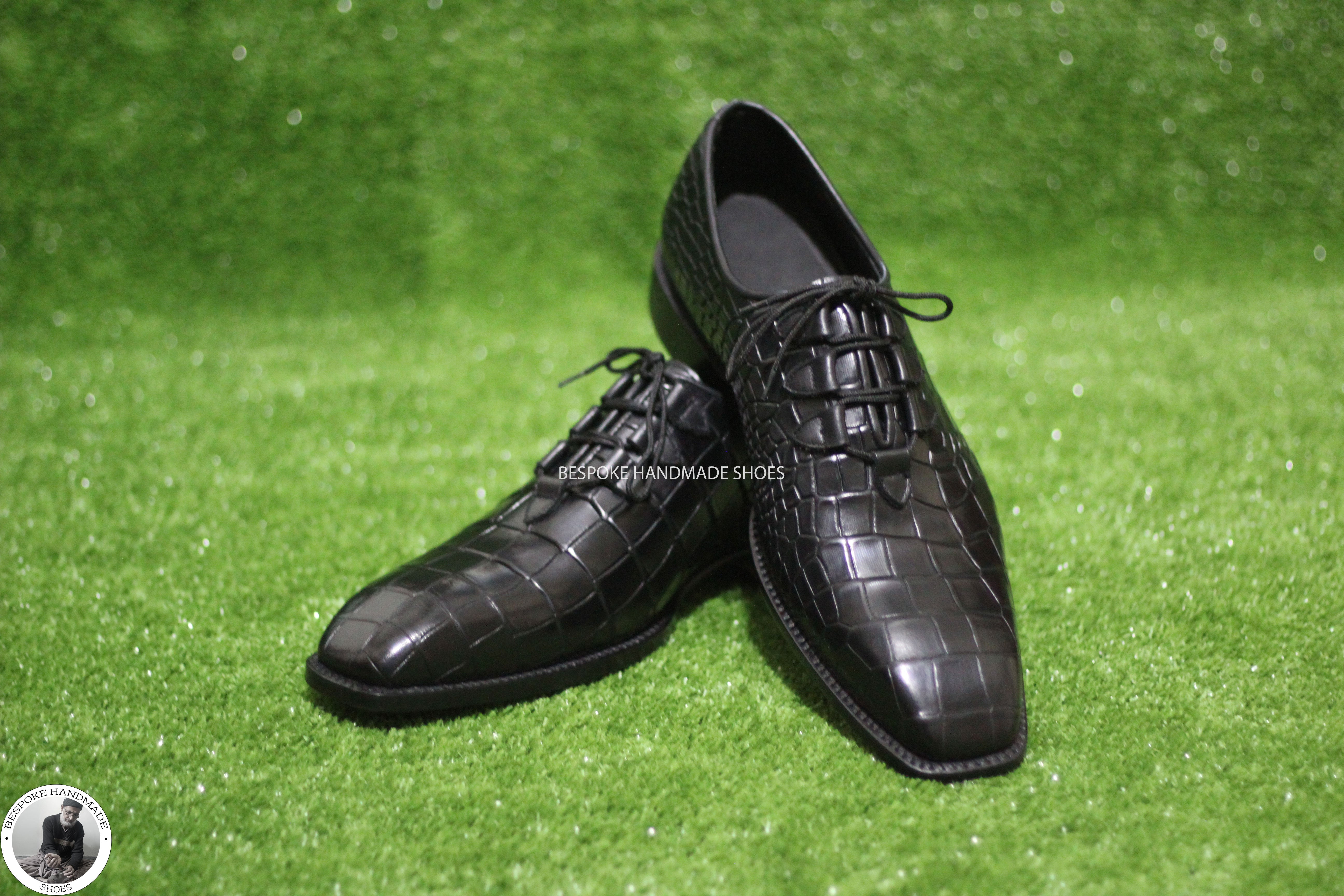 Bespoke Premium Quality Black Alligator Print Leather Oxford Lace up Party Wear Shoes