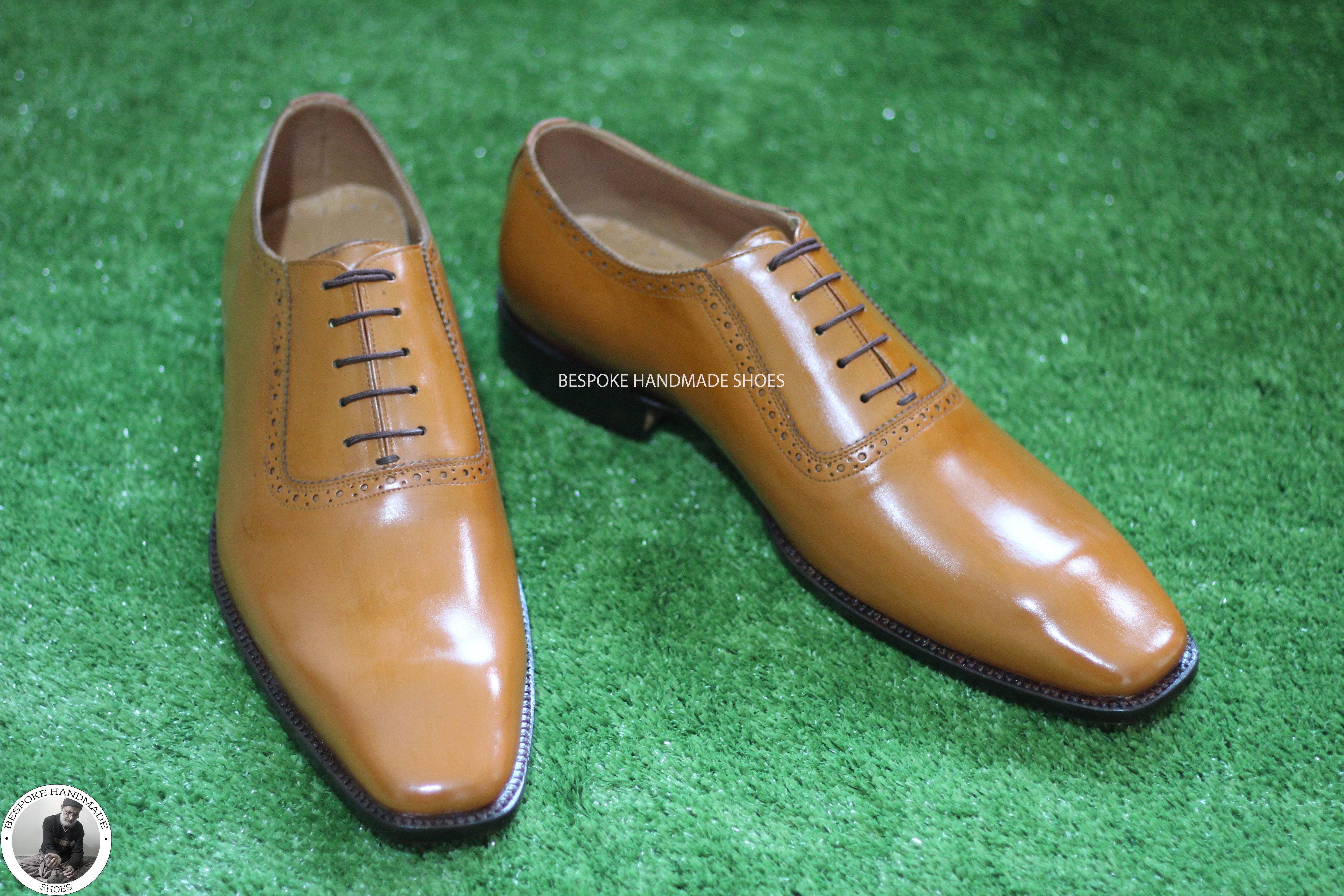 Handmade Goodyear Tan Leather Oxford Whole Cut Lace Up Dress / Fashion Shoes For Men's