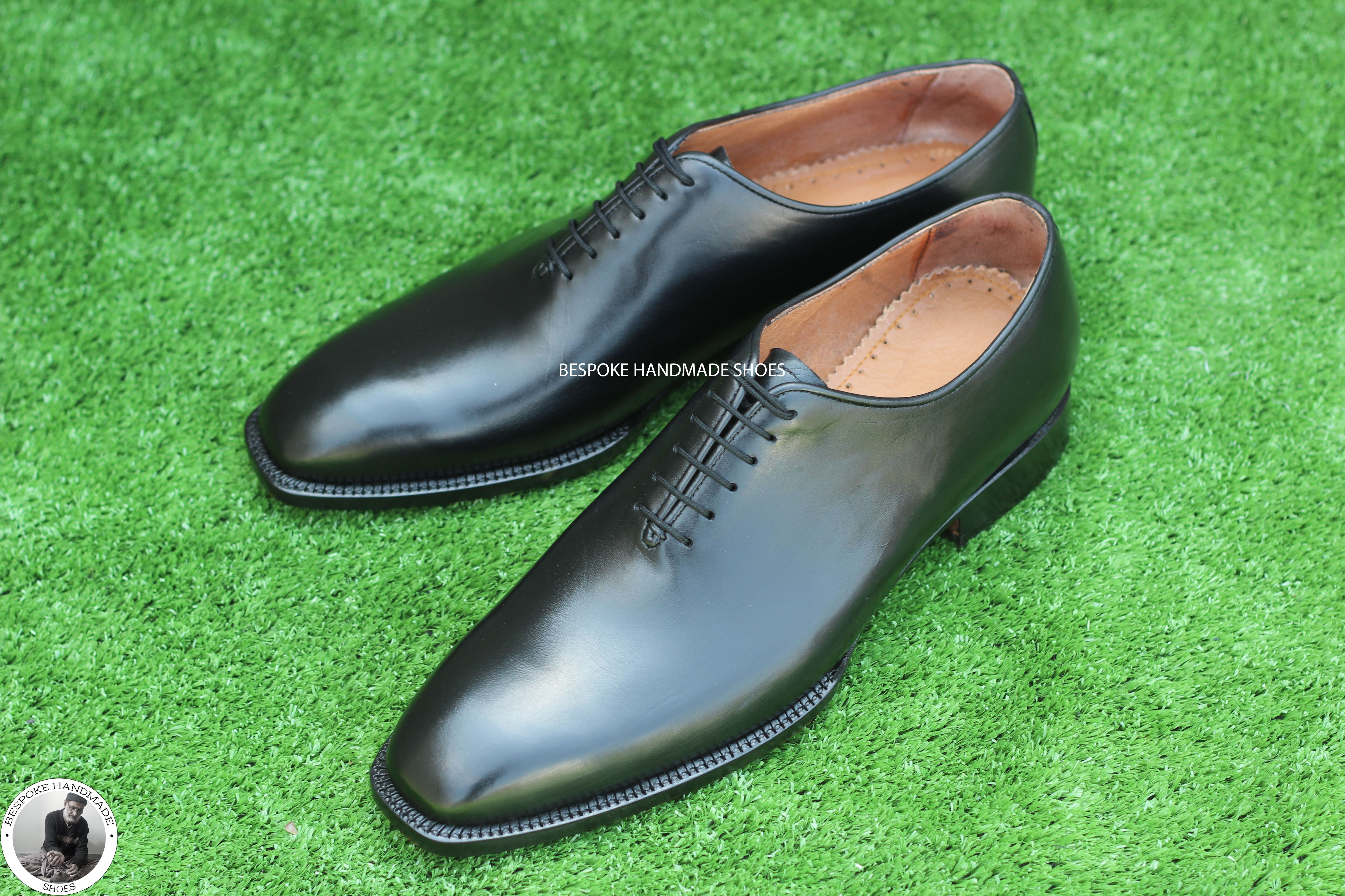 New Men's Handmade, Genuine Black Leather Oxford Whole Cut Lace Up Party Wear Shoes