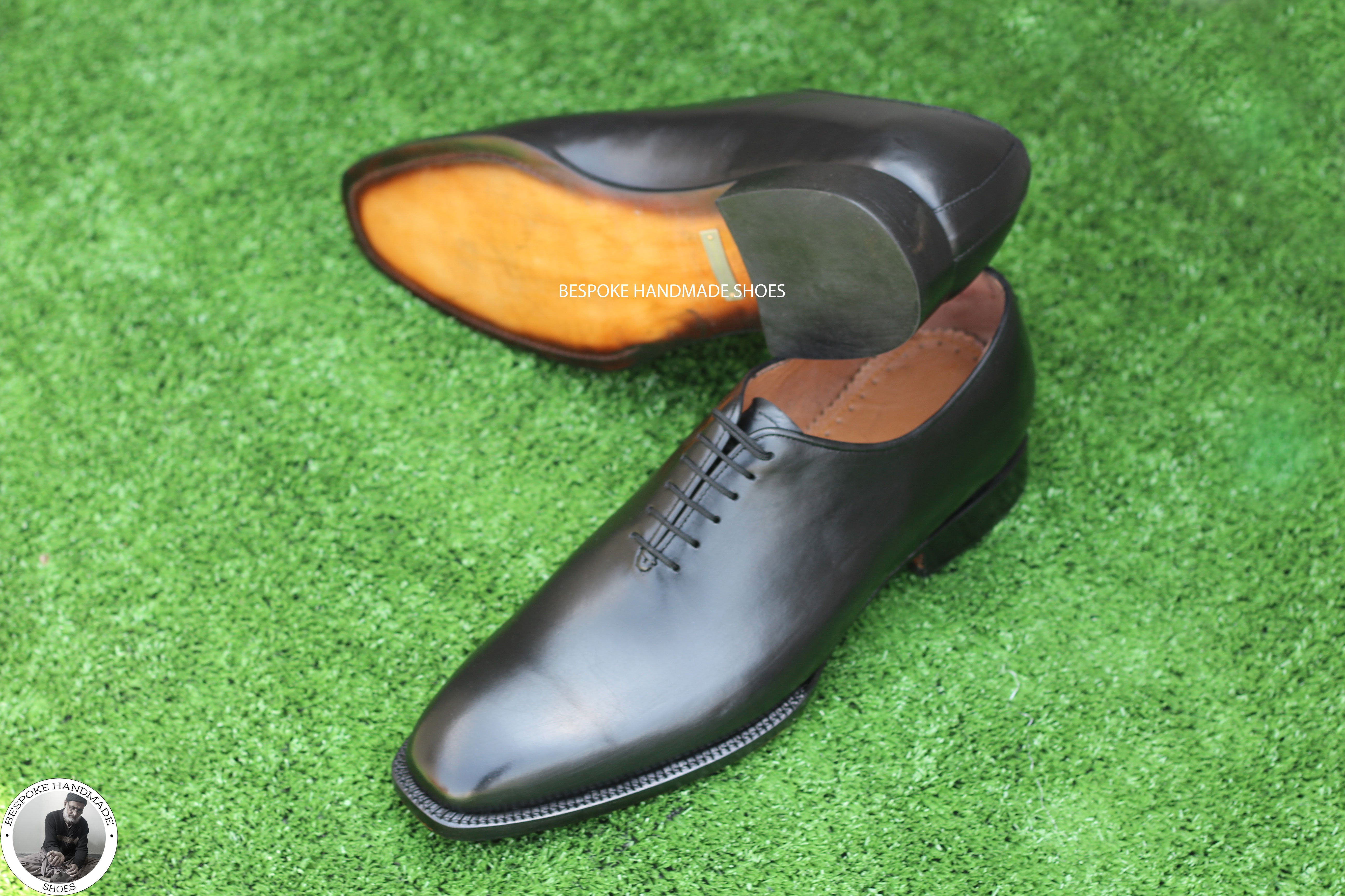 New Men's Handmade, Genuine Black Leather Oxford Whole Cut Lace Up Party Wear Shoes