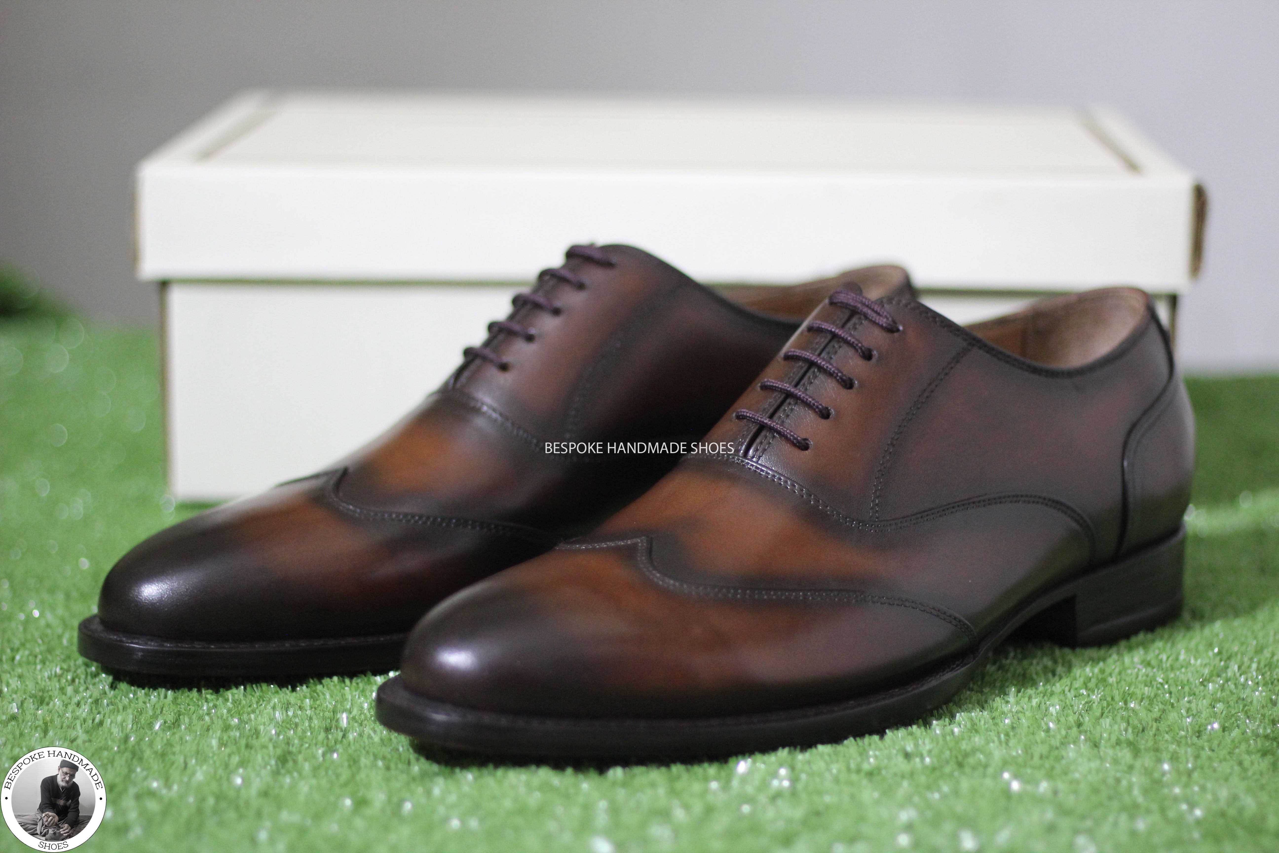 Custom Made Handmade Goodyear Welted Chocolate Brown Leather Oxford Lace up Wingtip Brogue Dress Shoes